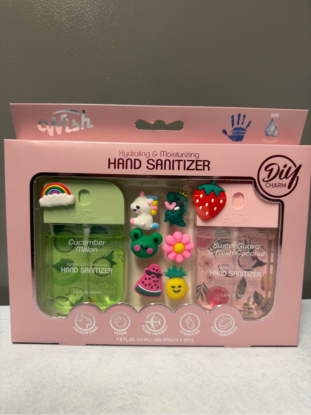 Wish Hydrating & Moisturizing Hand Sanitizer Set - Green & Pink